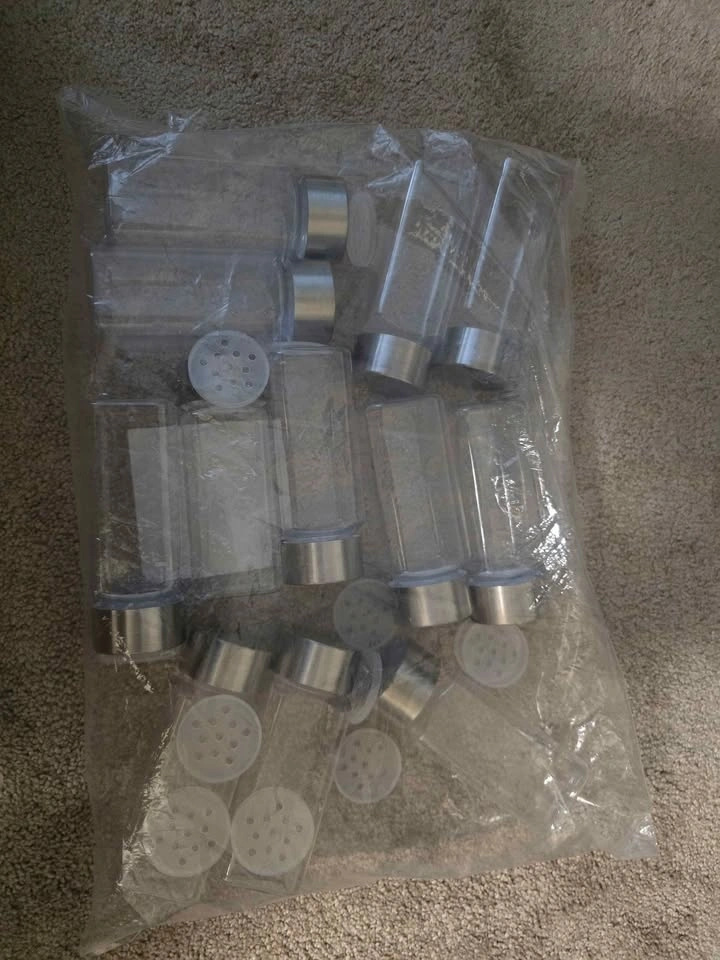 12 Small Spice Containers – Brand New – - photo 2