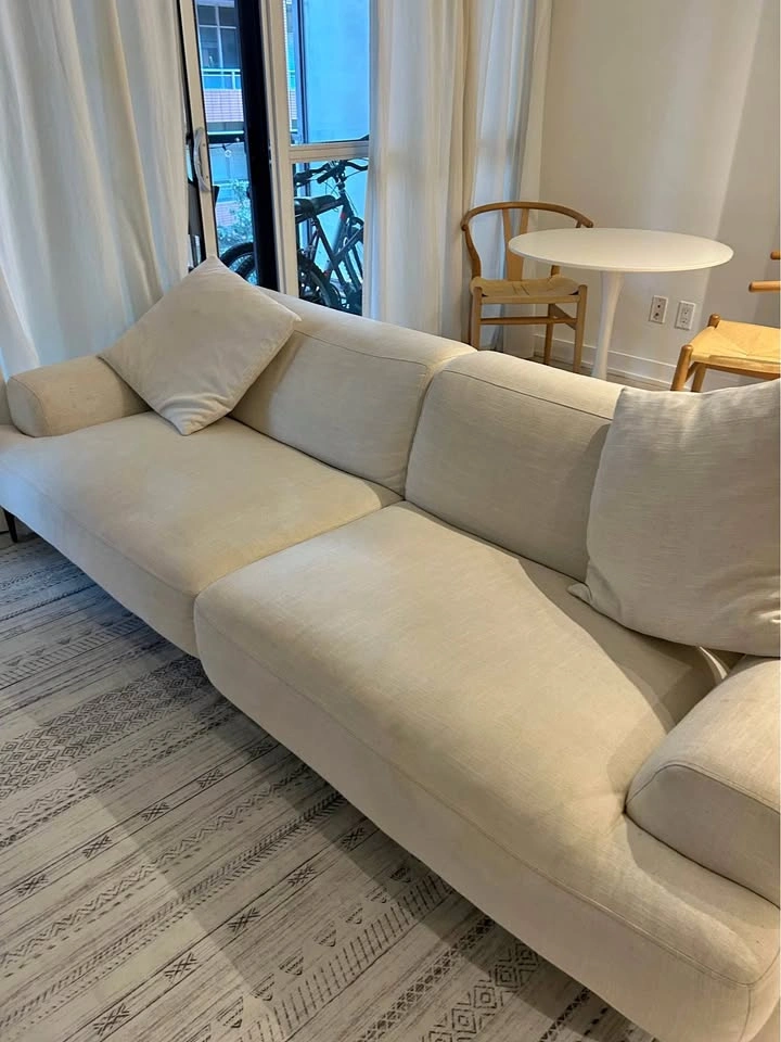 Article Abisko Quartz White sofa 91’