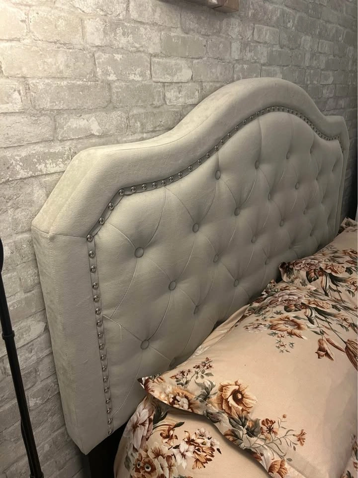 Grey Upholstered Queen Bed Frame with Boxspring & Mattress - photo 3