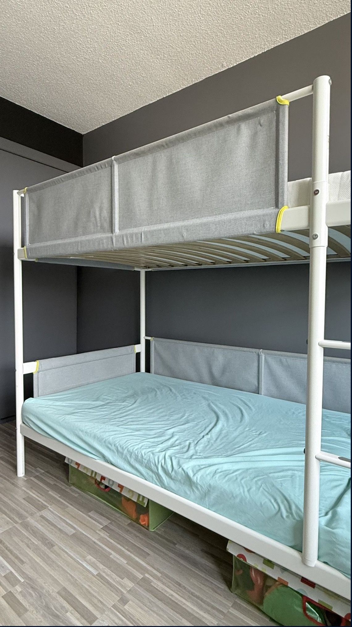 Ikea bunk bed (twin) for kids bedroom, white and light grey - photo 5