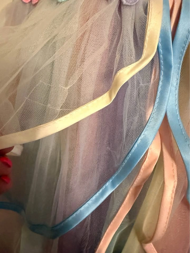 Beautiful Unicorn Dress - Size 6-7 years - photo 3