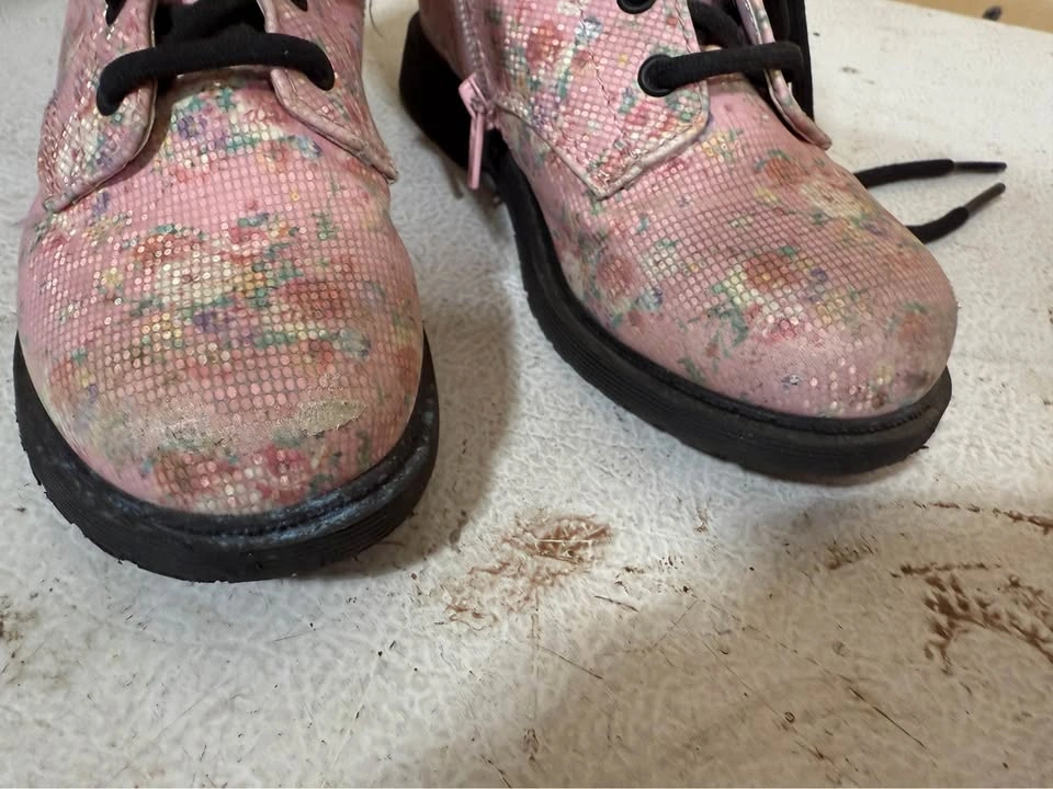 Girls boots, size 11 - photo 2