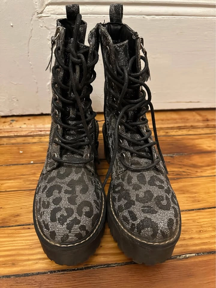 Mix No. 6 Rocklyn Silver Glitter Leopard Combat Boots - photo 2