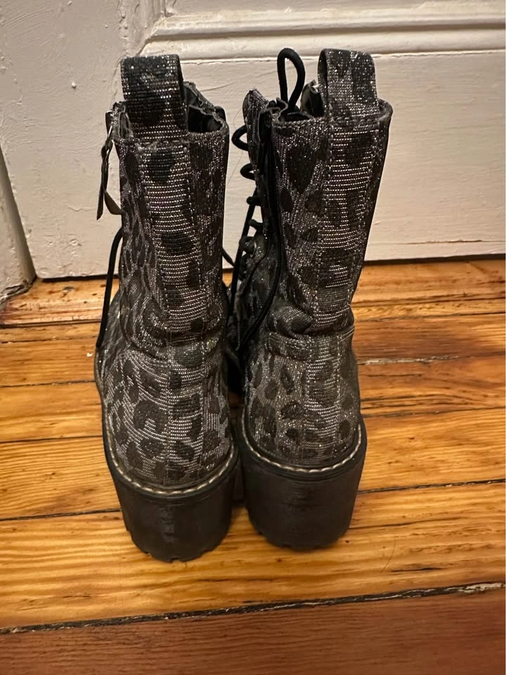 Mix No. 6 Rocklyn Silver Glitter Leopard Combat Boots - photo 4