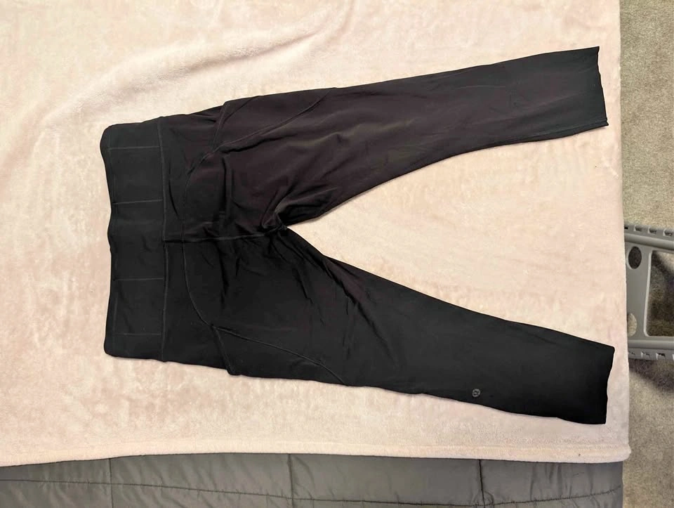Lululemon Fast and Free High-Rise Tights – Black Size 10