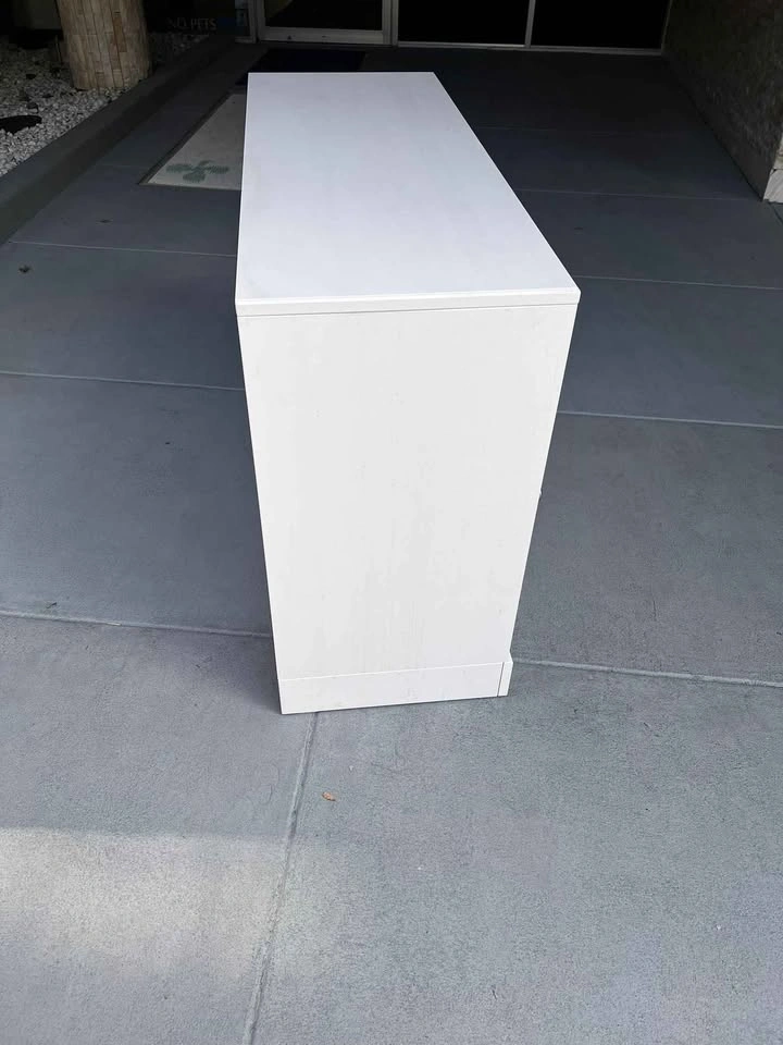 2x White Sideboard with Sliding Doors - photo 4