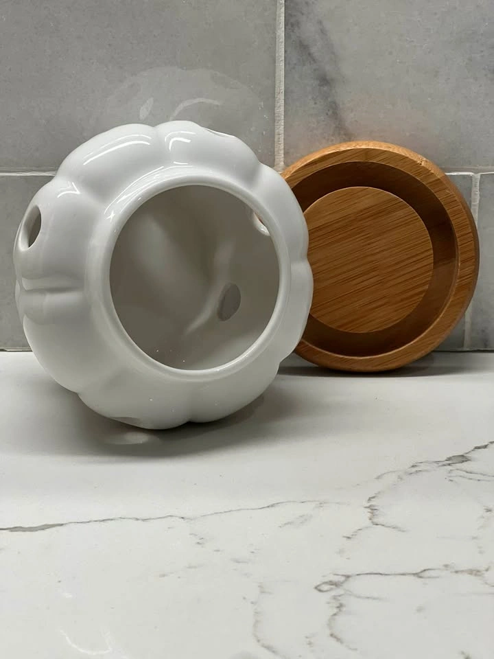 White Ceramic Garlic Keeper / Vent Container with Wooden Lid - photo 5