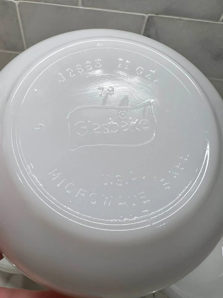 Set of 7 Vintage Glasbake White Milk Glass Handled Soup Bowls - photo 4
