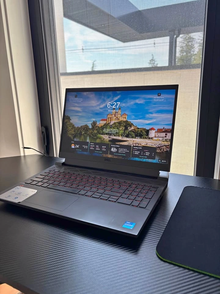 Dell G15 Gaming Laptop - RTX 3060, i7-11800H, 1TB SSD, 16GB