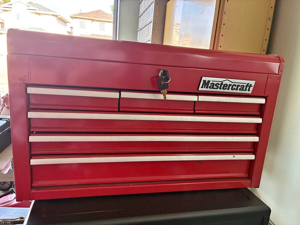 Mastercraft 6-Drawer Top Tool Chest With Keys