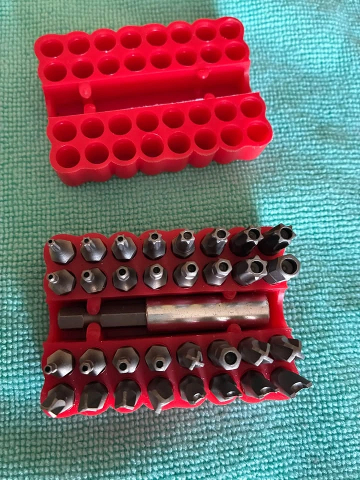 2X Screwdriver Bit Sets (Standard & Security Bits) 70+ Pieces - photo 2