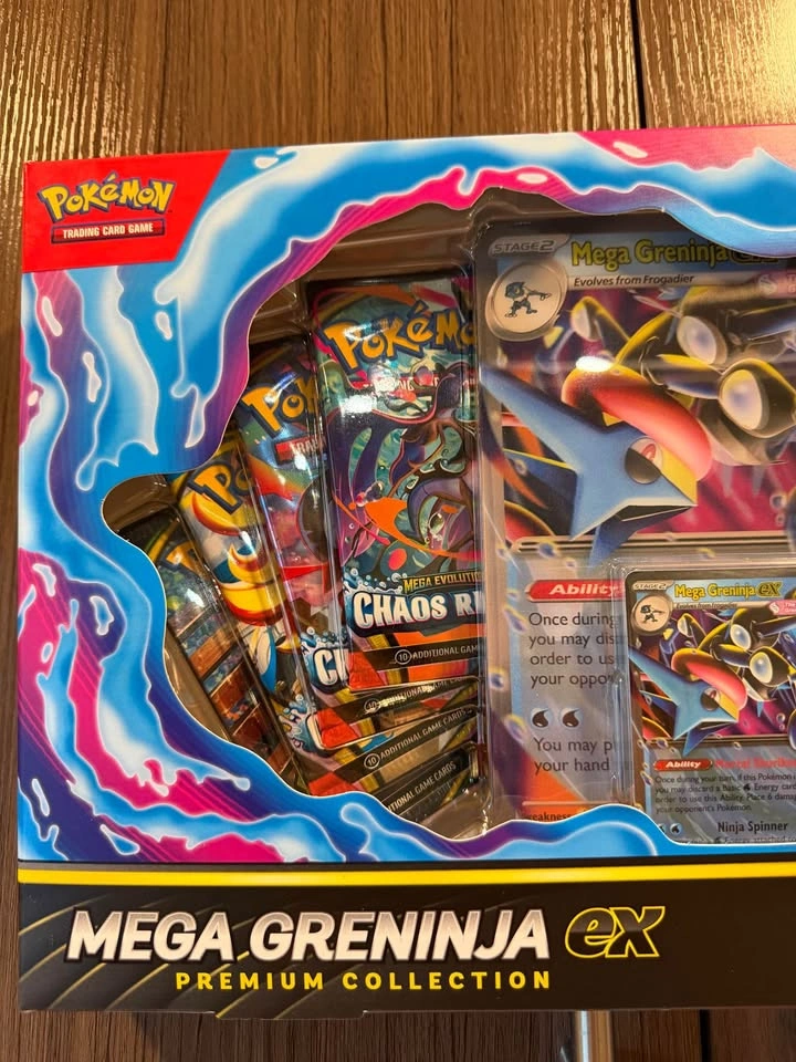 Pokemon Mega Greninja Premium Collection - photo 3