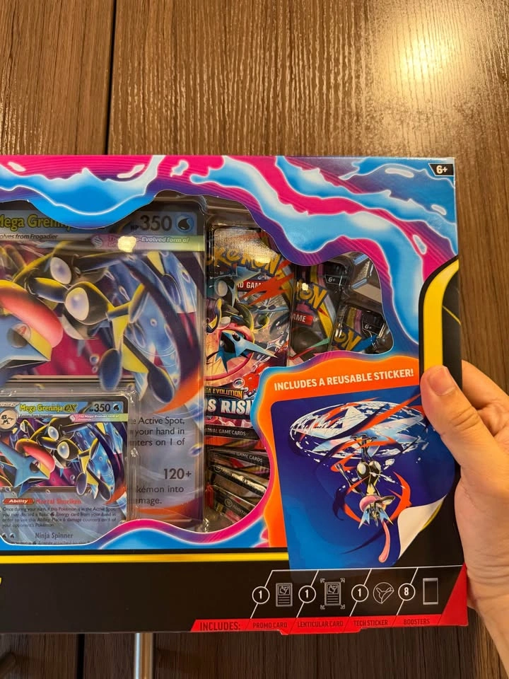 Pokemon Mega Greninja Premium Collection - photo 4