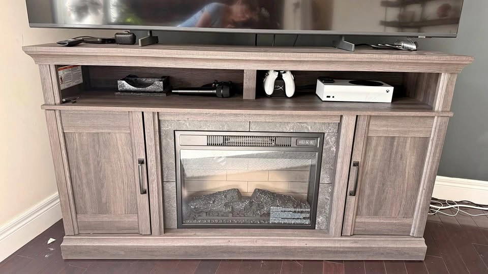 Console for tv with electric chimney