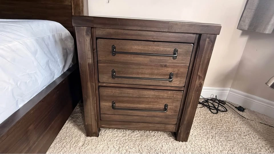 Wood bed frame with base, 2 nightstands and mattress - photo 3