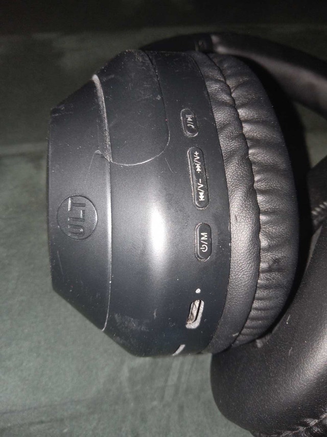 Bose Headphones - photo 3
