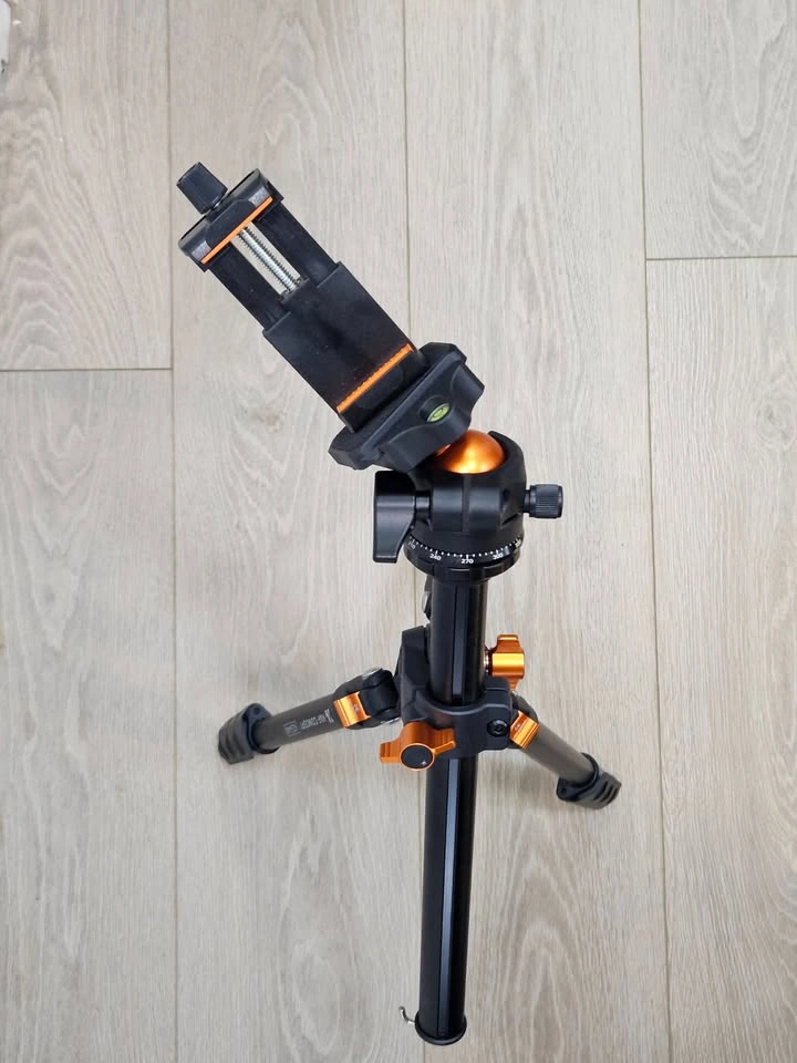 76 inch Tripod with Rotatable Multi-Angle Center Column - photo 3