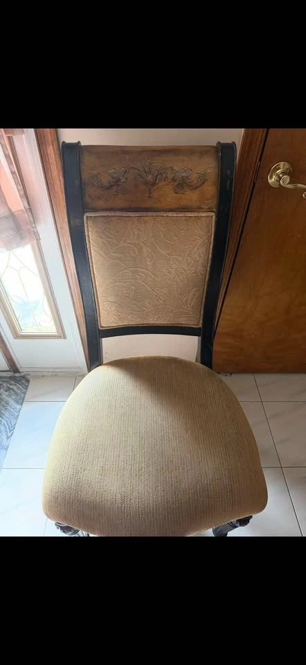 5 antique chairs - photo 3