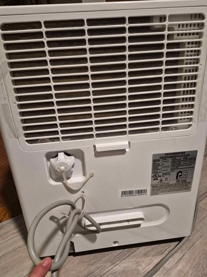 Perfect Aire dehumidifier - photo 2