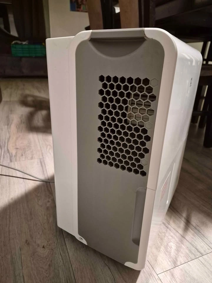 Perfect Aire dehumidifier - photo 4