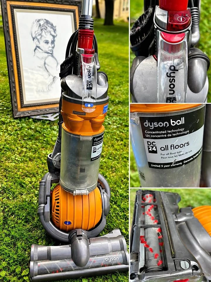 Dyson DC24 Vacuum – Fully Working – Needs Belt Replacement