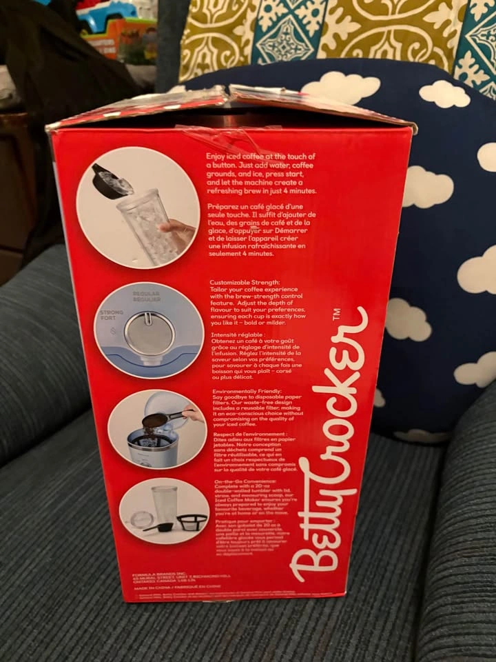 Betty Crocker Iced Coffee Maker - photo 3
