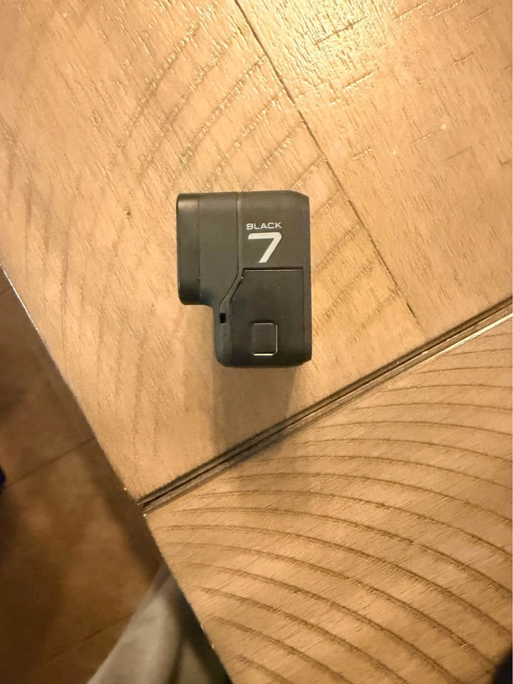 GoPro Hero 7 Black with Accessories - photo 3