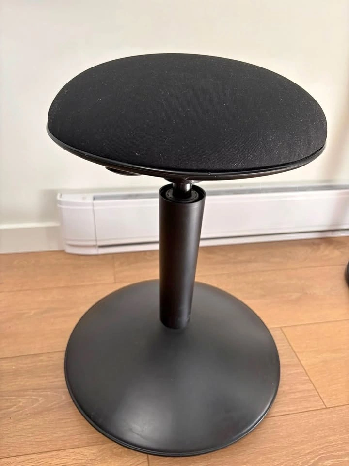 Cushioned Stool - Height Adjustable