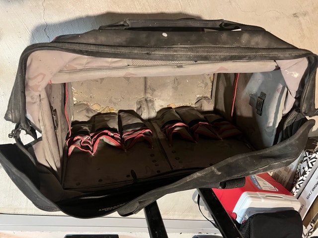 Husky 22” rolling tool bag tote - photo 2