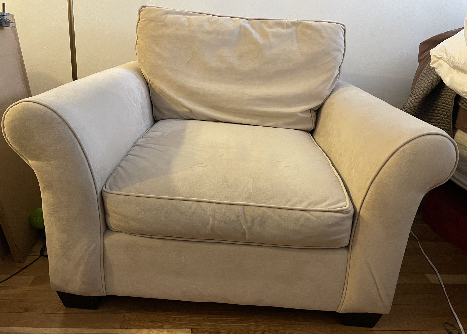 2 Pottery Barn Comfort Roll Grand Armchairs and Ottoman - photo 2