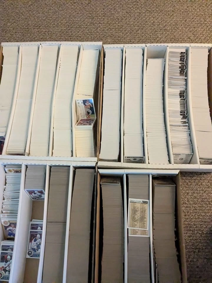 33,000 Sports Trading Card Collection - Hockey, Baseball, More - photo 5