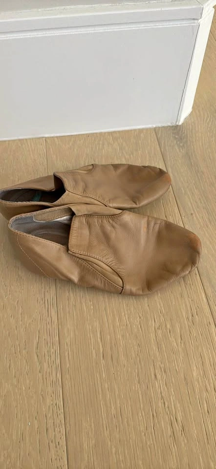 Tan Leather Jazz Shoes
