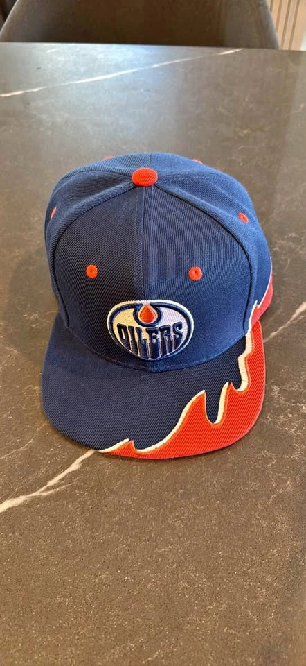 Edmonton Oilers Snapback Hat; boys 8-20 yr size