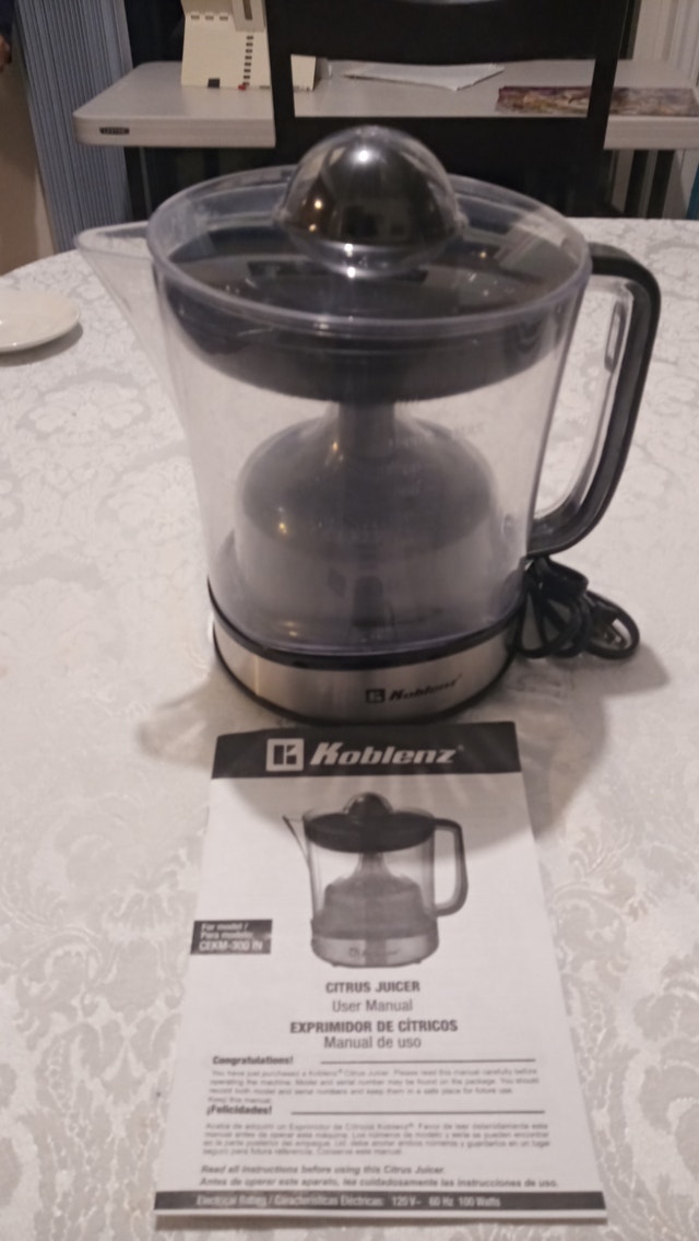 Koblenz 50 Oz Electric Citrus Juicer CEKM-300 - photo 2