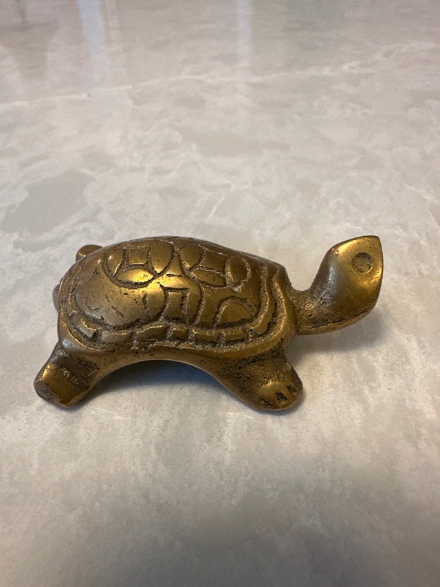 Vintage cast solid brass miniature turtle figurine - photo 3