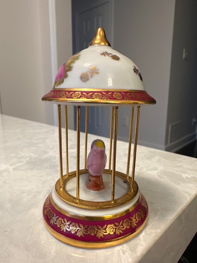VTG French Limoges porcelain miniature bird-in-a-cage figurine - photo 3
