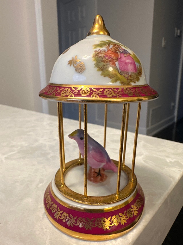 VTG French Limoges porcelain miniature bird-in-a-cage figurine - photo 4