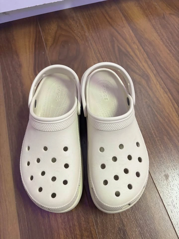 Platform Crocs Colour Bone Size W9 - photo 2