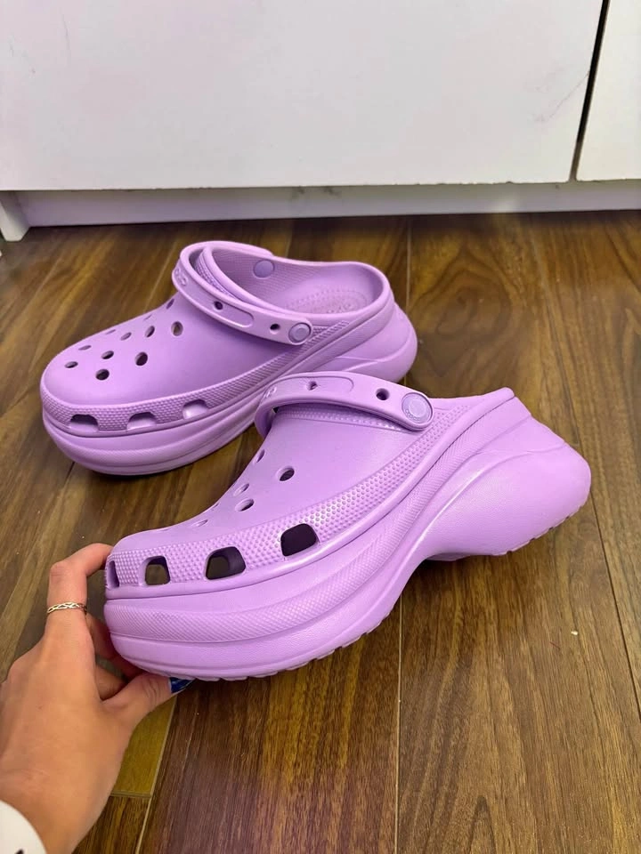Bae Platform Crocs Women 9