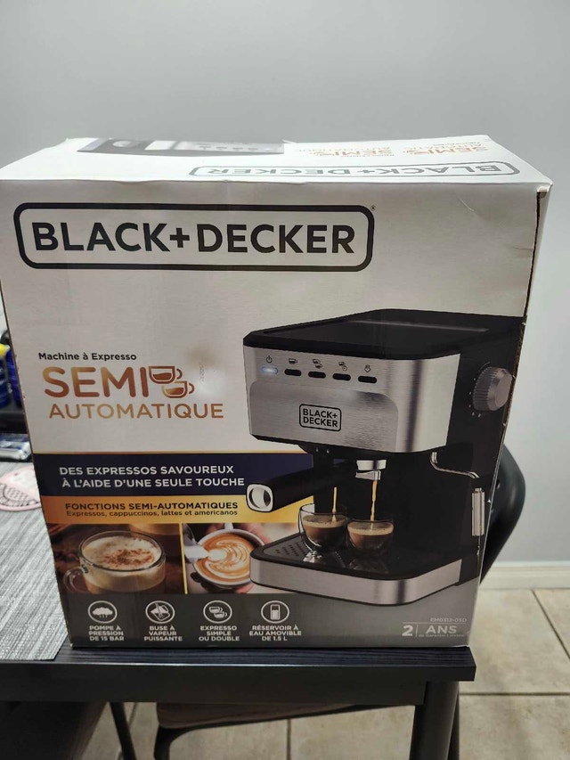 Black+Decker Semi-Automatic Espresso Machine