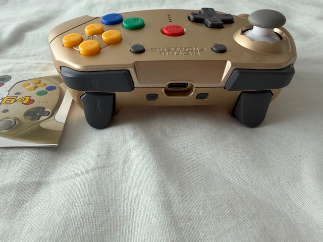 Brawler64 Bluetooth NSO Edition Controller (Gold) - photo 3