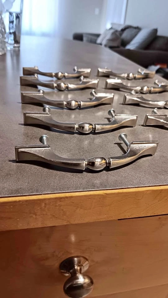 10 Chrome Cabinet Handles