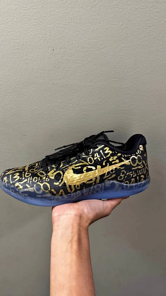 Nike Kobe 11 Protro Mamba Day Size 8.5