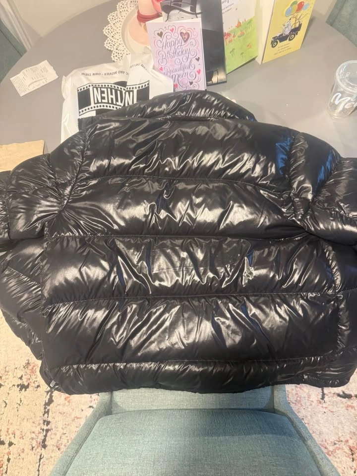 Aritzia The Super Puff Original Jacket Size M - photo 3