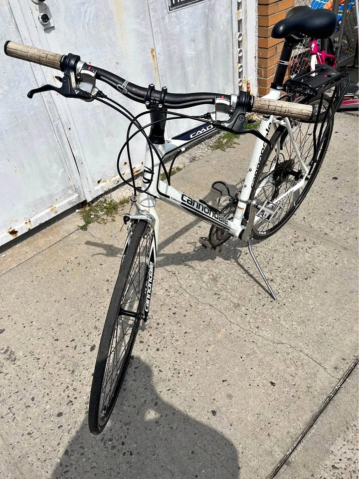 Cannondale CAAD8 18 speed cash & pick up only