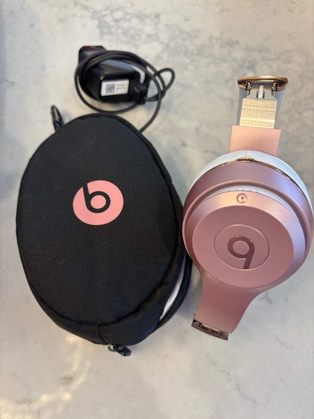 Beats Solo3 Wireless Headphones