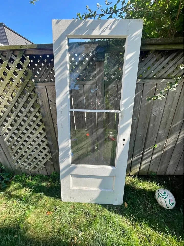 Wooden doors thumbnail