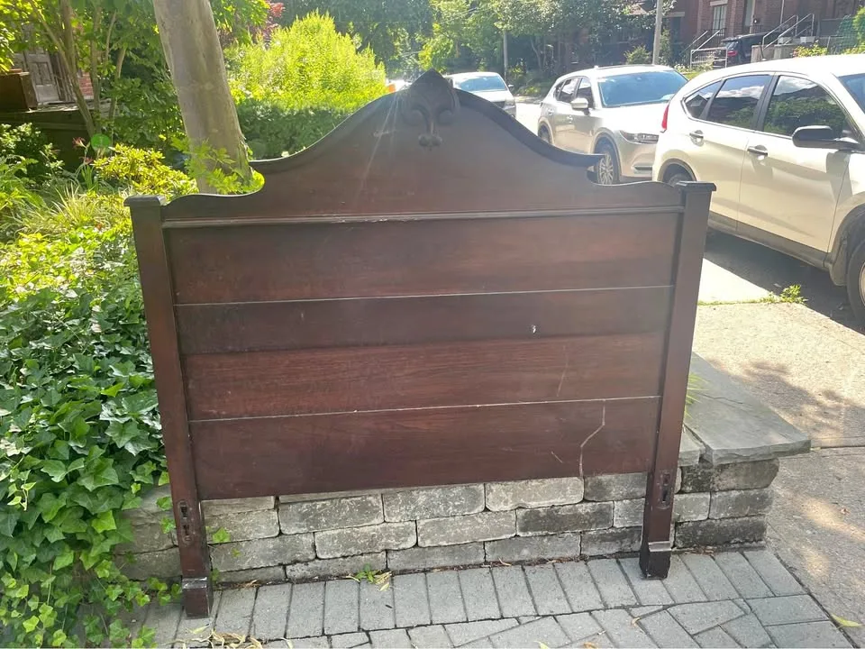 Wooden Bed set thumbnail