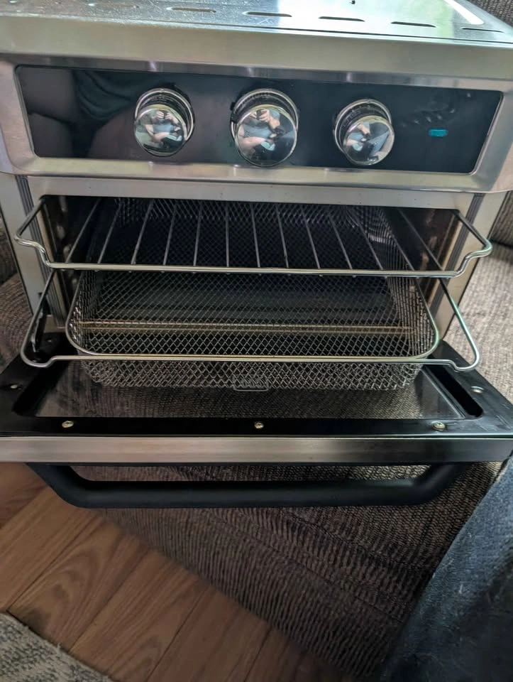 Sur La Table Air Fryer Toaster Oven - photo 3