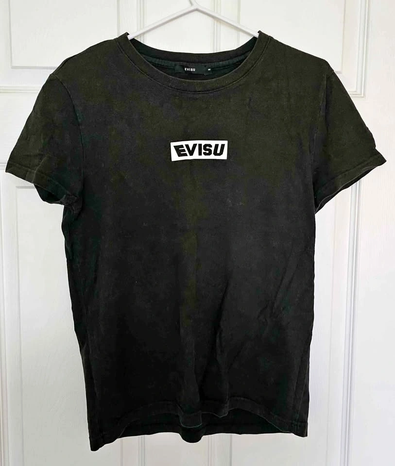 Set of 2 EVISU Graphic T-Shirts - Size Small
